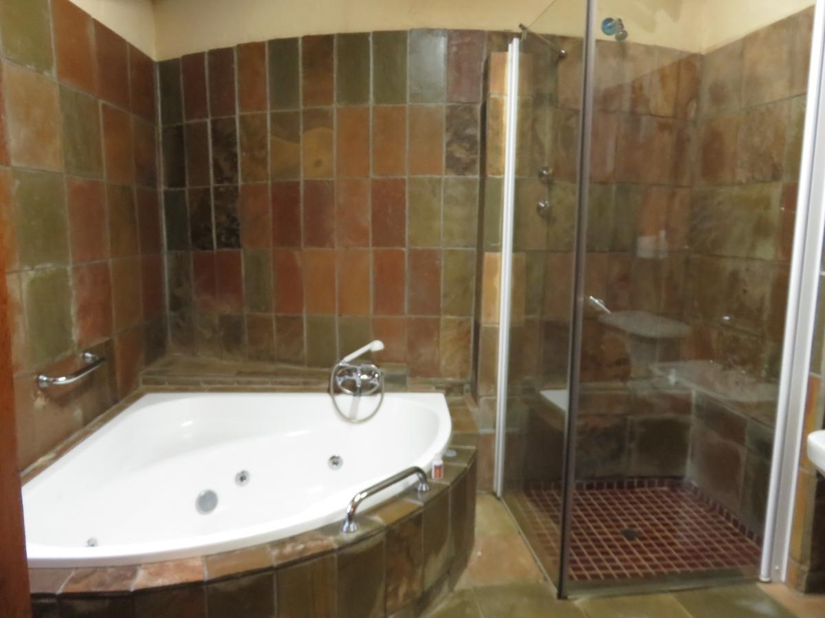 Meerhof Lodge Hartbeespoort Kültér fotó